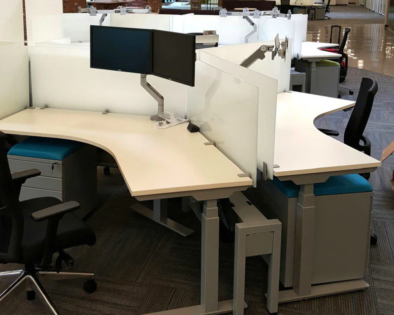 120 Think Desk (sit to stand) - Pod of 3 - Image 2