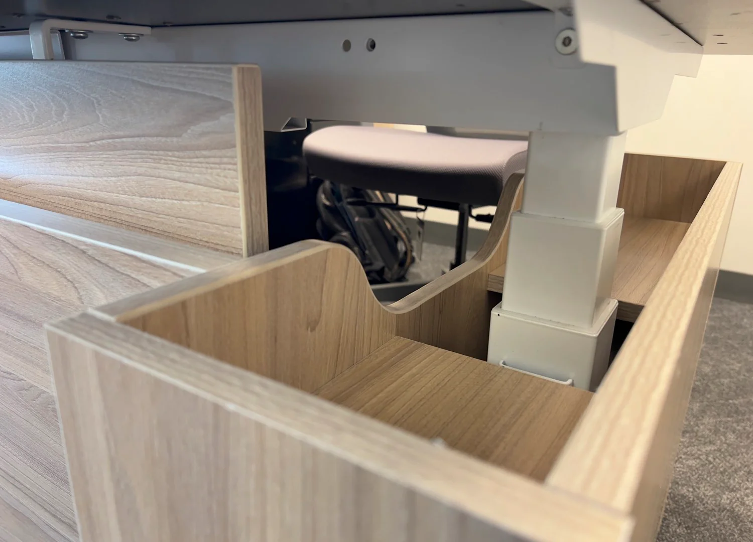 EDGE Height-Adjustable Desk Straight - Image 5