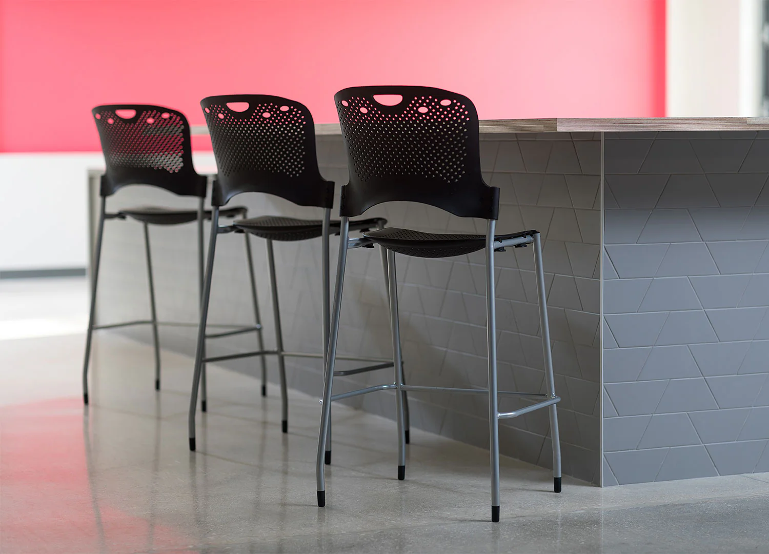 Luzent Stool - Image 10