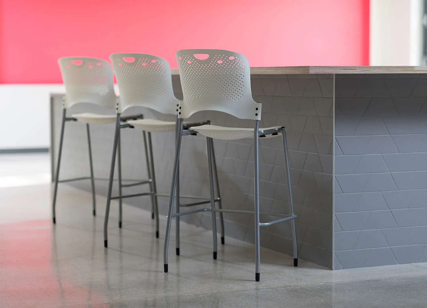 Luzent Stool - Image 8