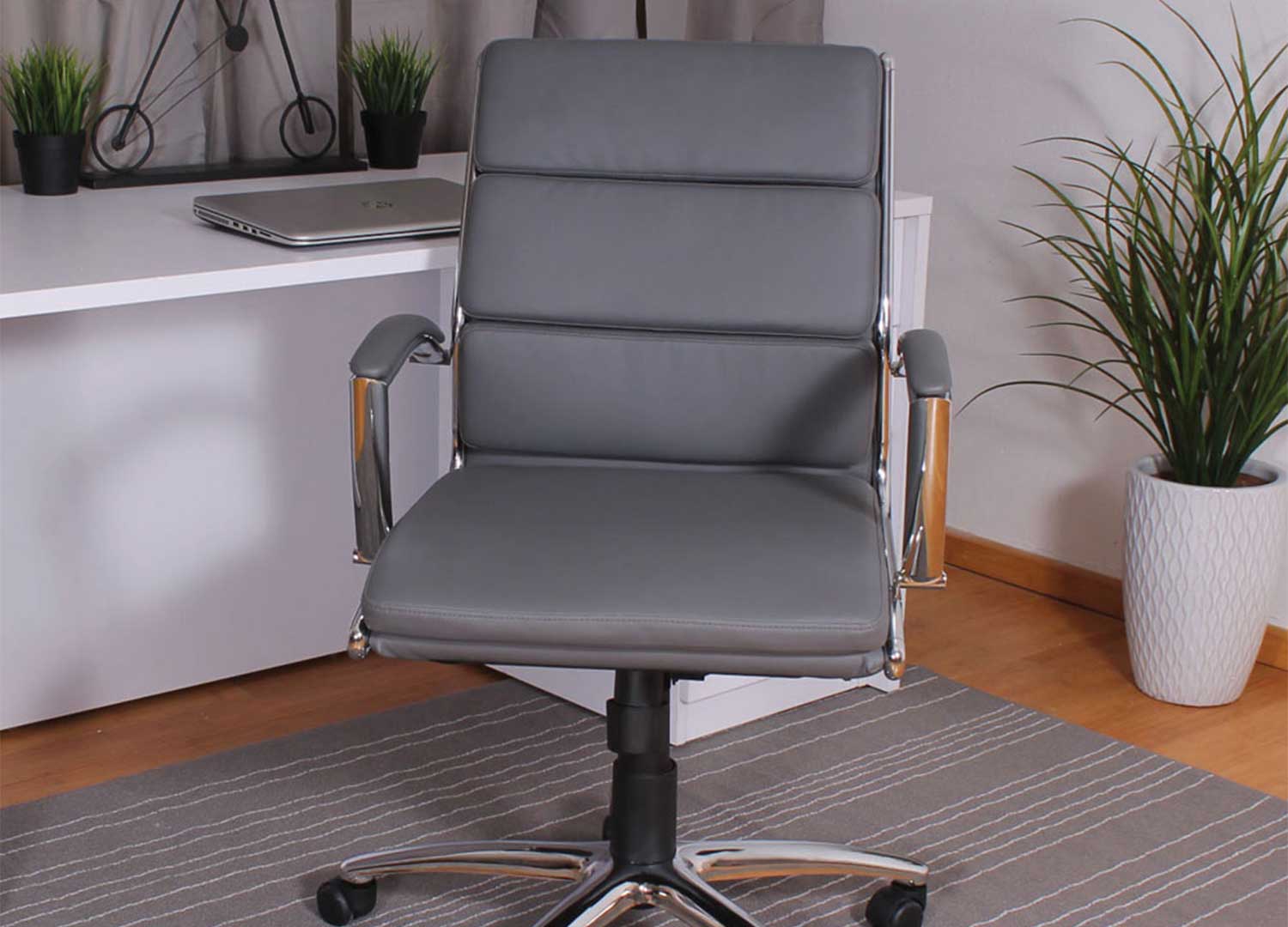 Official Lincoln Mid-back Chair - Image 2
