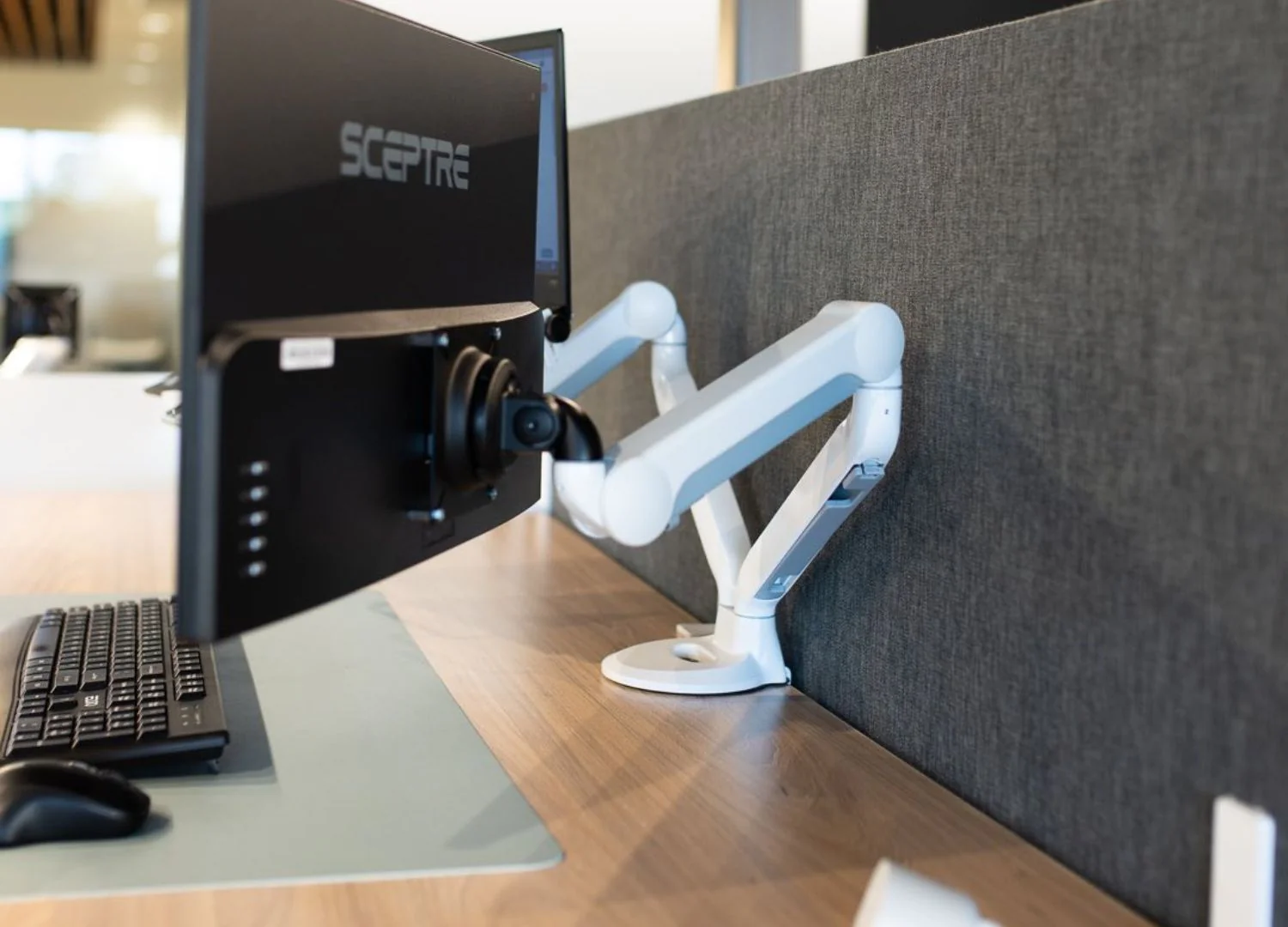Series II Monitor Arm - Image 4