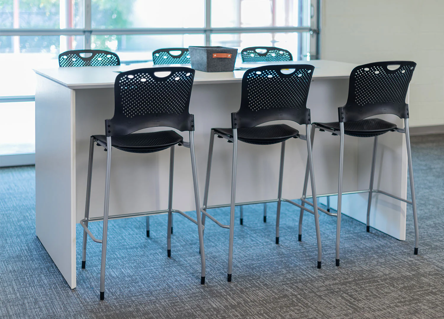 Standing-Height Collaboration Table - Image 9