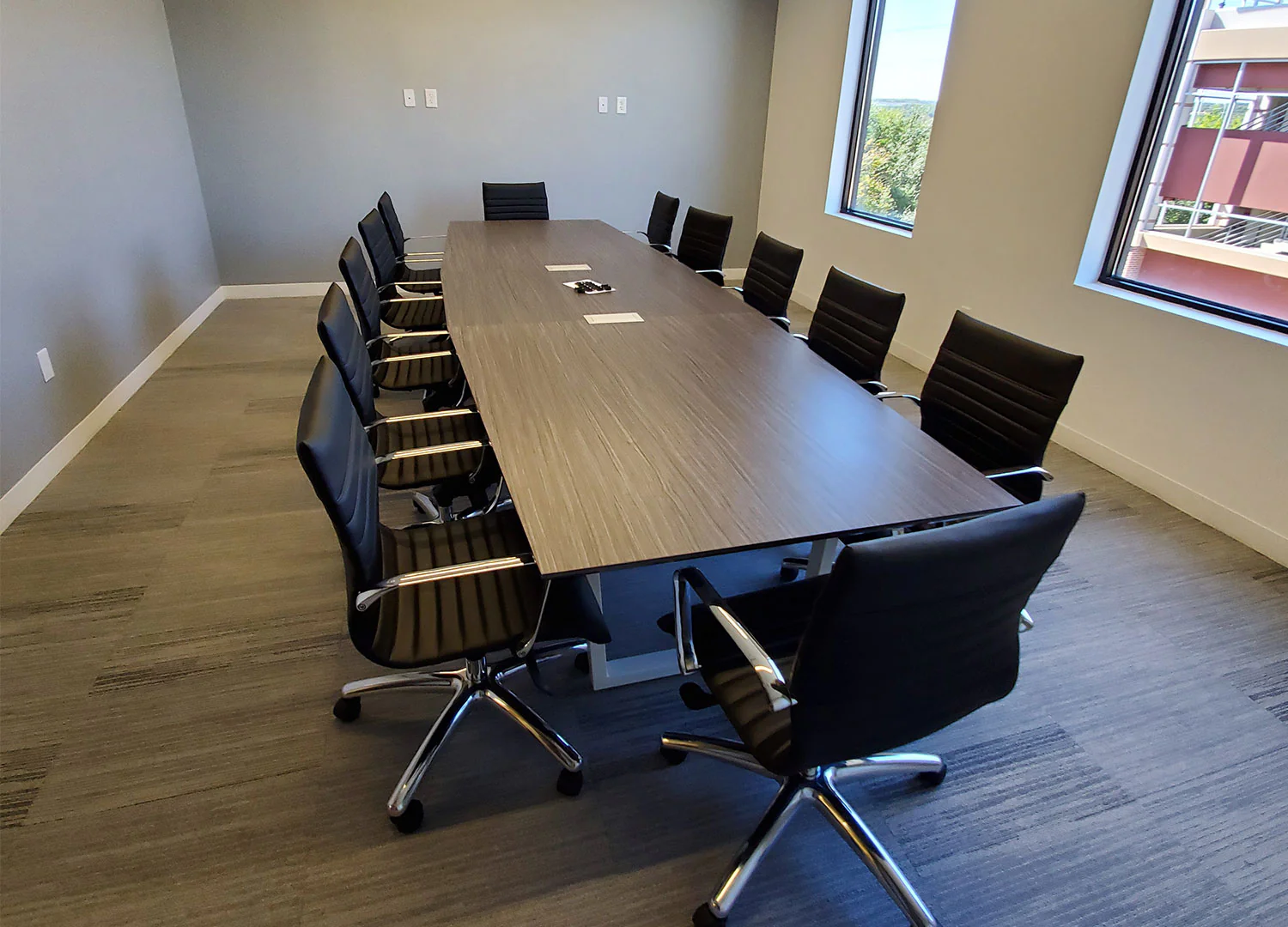 Wayfinder Mid-Back Conference Chair - Image 5